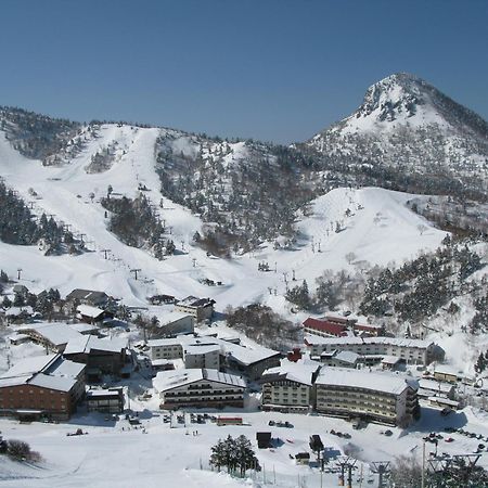 Kumanoyu Hotel Yamanouchi  Buitenkant foto